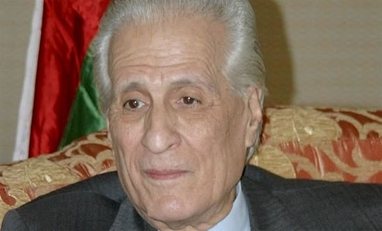 الرئيس تبون يزور المجاهد والوزير الأسبق أحمد طالب الابراهيمي في بيته للاطمئنان على صحته