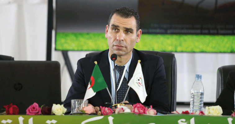 تحويلها لشهر جانفي يورط مدرب الخضر: زطشي يهاجم الكاف بعد تغيير موعد «الكان»