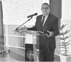مستشار رئيس الجمهورية يتفقد مناطق الظل بقالمة ويؤكد: الدولة عازمة على تنفيذ المشاريع المسجلة
