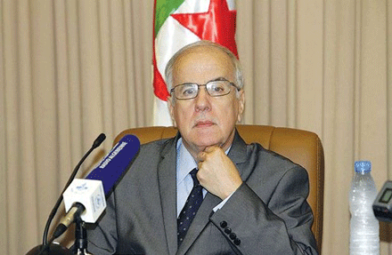 وسيط الجمهورية كريم يونس يؤكد: سنعملُ على مُحاربة البيروقراطية بقوة أكبر بعد الفاتح نوفمبر 