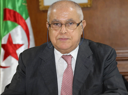 وزير الطاقة عبد المجيد عطار يؤكد: مشــــروع تعديــــل الدستور يكفل السيادة الكاملـــــة على الموارد الطبيعيـــة 