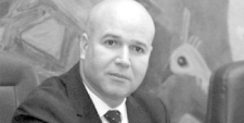 رئيس المنتدى المدني للتغيير عبد الرحمان عرعار  للنصر: التَّعديل الدستوري أول لبنة  في مسار التغيير