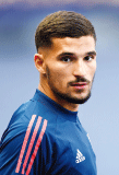 قال إن اللاعب كان يحلم بقميص فرنسا الناخب الوطني يكشف: قمنا بكل شيء مع عوار ولن نترجى لاعبا لتمثيل الجزائر
