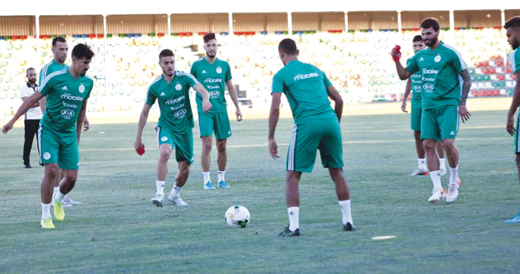 تربص المنتخب الوطني: بلماضي يعتمد معيار الجاهزية ويدعّم التشكيلة بلاعبين جديدين