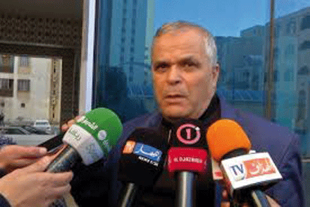 تمهيدا للشروع في تجديد الرابطات الولائية: بهلول التقى الفاعلين في رابطة البليدة الجهوية