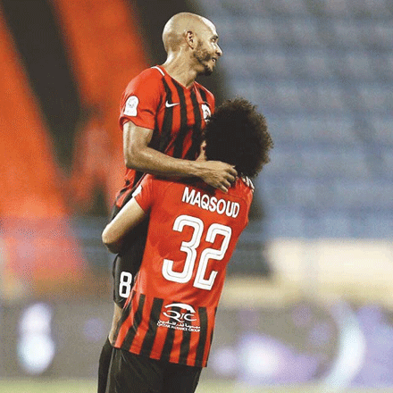 نجم الكرة القطرية يعتبر براهيمي الأفضل في دوري النجوم