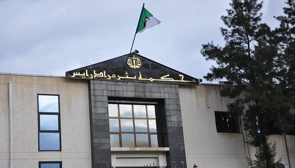 محكمة بئر مراد رايس: الحكم بـ 5 سنوات حبسا نافذا ضد المدير العام لمجمع  النهار