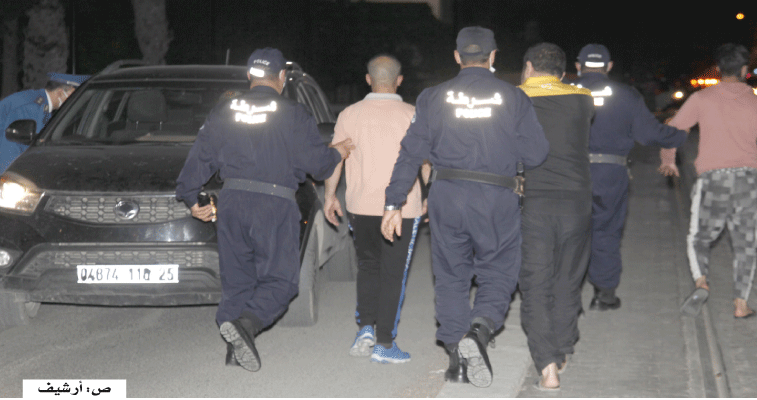 الإجراءات الجديدة لوقف انتشار كورونا تدخل حيز التنفيذ اليوم:  تعليمـــات بعدم التساهــل مع مخالفـي الحجــر الصحــي