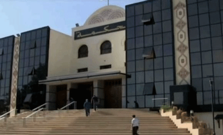 في قضية فساد تتعلق بعائلة طحكوت: التماس 15 سنة سجنا نافذا في حق والي العاصمة الأسبق زوخ 