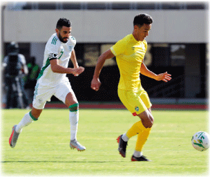 واصل كتابة التاريخ مع  المنتخب: نسخة عالمية لـ  “محرز بلماضي” !