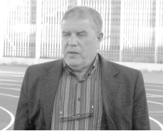 رئيس مولودية باتنة زيداني للنصر: مشكل الديون معقد وأفكر في الانسحاب