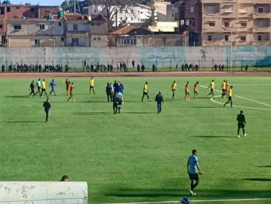 حكم لقاء وفاق القل و نجم تازوقارغت يطرد 6 لاعبين بالبطاقة الحمراء