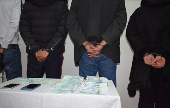 قسنطينة: توقيف 5 أشخاص بينهم فتاة يقومون بترويج نقود مزورة