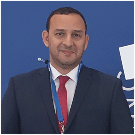 الدكتور ياسين ماحي باهي أخصائي الأمراض العصبية و العقلية بفرنسا 