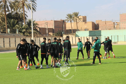 اتحاد بسكرة: الأنصار يطالبون بحسم أمر العارضة الفنية