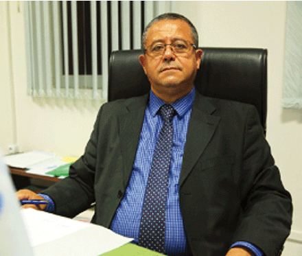 مدير مركز تنمية التكنولوجيات المتطوّرة غوتي مرّاد للنصر: أنتجنا 100 ألف قناع واقي وأتمنى أن يأخذ الباحث مكانته المرموقة