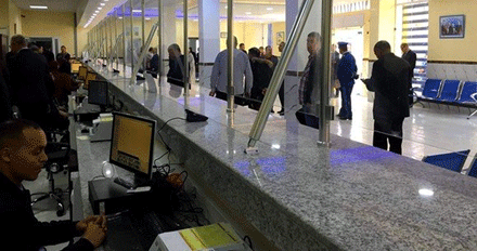 تدابير جديدة لدفع أجور مستخدمي الوظيف العمومي: سعاة لتسليم الأجور أو تنقل أعوان بريد الجزائر للمؤسسات