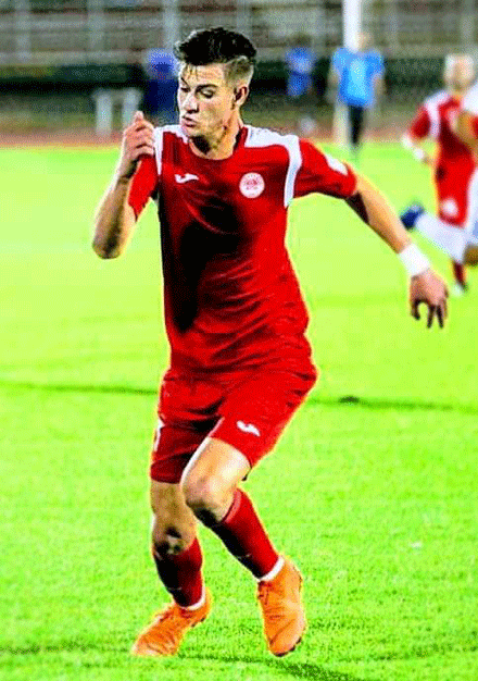 لاعب جمعية الخروب حسام محرزي للنصر: مدين للايسكا والسداد لن يكون سوى بتأشيرة الصعود