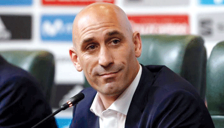 الاتحاد الإسباني يضبط شروط العودة