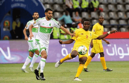 تريد استغلال الوضع الحالي: زيمبابوي تسعى لاستقبال الخضر بملعبها