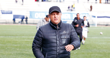 مدرب اتحاد البليدة نشمة يغــــــادر المستشفـــــى