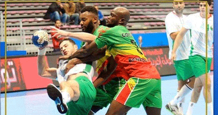 لاعب المنتخب الوطني لكرة اليد هشام كعباش: مغامرتي مع نيم وصلت لخط النهاية و أحضر لتحدي جديد