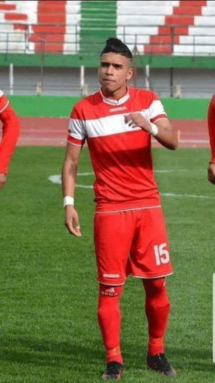 لاعب اتحاد عنابة نجم الدين مناصر للنصر: نحن في عطلة حسب منطق المدرب ولكن..