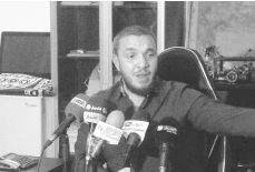 وسّع من صلاحيات المدرب دزيري: رئيس الأهلي يضرب موعدا للاعبين بعد منتصف جويلية !
