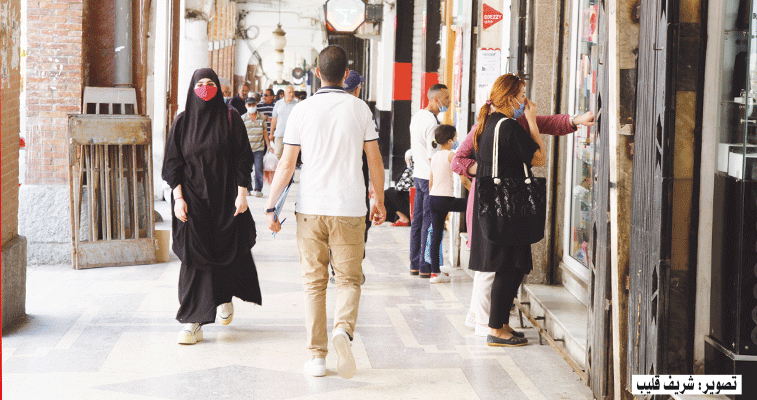 أوضح أن ارتداء الكمامة غير إجباري على سائقي المركبات الخاصة ومرافقيهم:  جراد يأمر بالتدخل عند معاينة عدم احترام قواعد الوقاية من كورونا