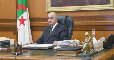 رئيس الجمهورية يهنئ الطلبة بيومهم الوطني ويؤكد: نسعى جادين لجعلكم القاطرة للنهوض بالوطن  في كل المجالات