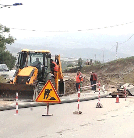 عطل مشروع ازدواجية طريق المدينة السياحية بقالمة : شركة الكهرباء تقطع الولائي 122 لتحويل أنبوب غاز