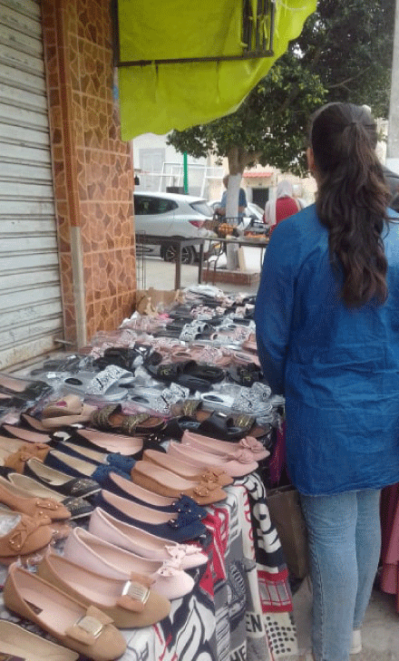 عادت معها مظاهر التزاحم والاحتكاك: التجارة الفوضوية تعود بقوة لشوارع سكيكدة والحروش