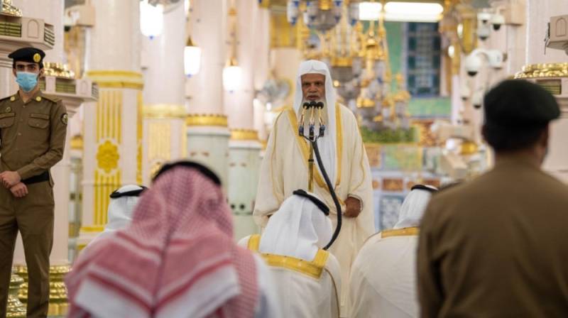السعودية: المسجد النبوي يعيد فتح أبوابه للمصلين بعد إغلاق لاكثر من شهرين