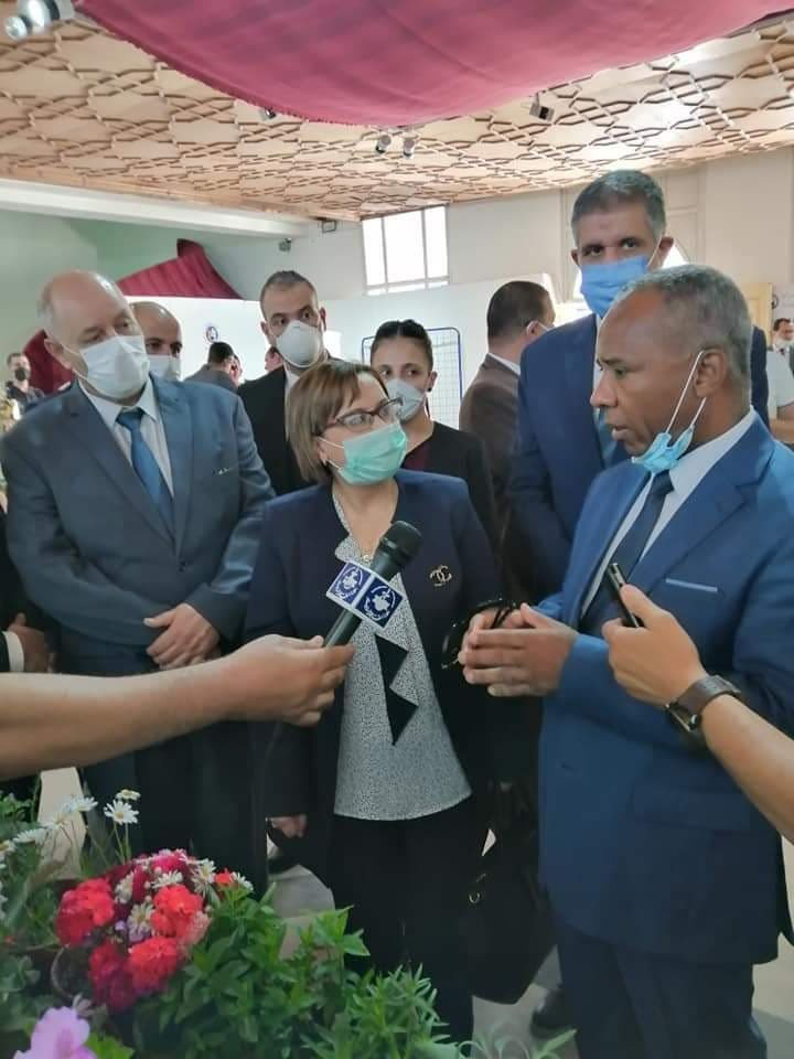 وزيرة التضامن من تبسة: يجري توسيع خدمة التطبيق الإلكتروني للتبليغ عن الشخص المسن إلى الحالات المتواجدة في وضع صعب