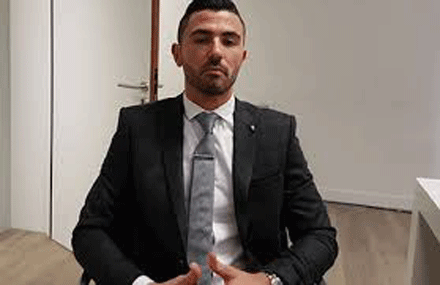 المدير الرياضي لاتحاد الجزائر عنتر يحي: لست بســــاحــر ومعـــانقة الألقــــاب تستــــوجب العمــــــل