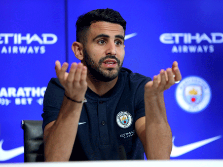 عاد لأصول والدته محرز يؤكد: تصريحاتي أخرجت عن سياقها