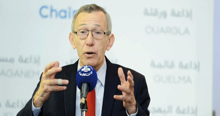 وزير الاتصال الناطق الرسمي باسم الحكومة عمار بلحيمر:  اللجنة العلمية هي المخوّلة بإعطاء الضوء الأخضر لرفع الحجر 