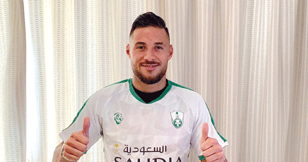 ضوء أخضر من مدرب الأهلي السعودي لرحيل بلايلي
