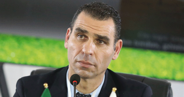 حسب المكلف بالإعلام على مستوى الفاف باي عبود: زطشي لا يفكر في الاستقالة