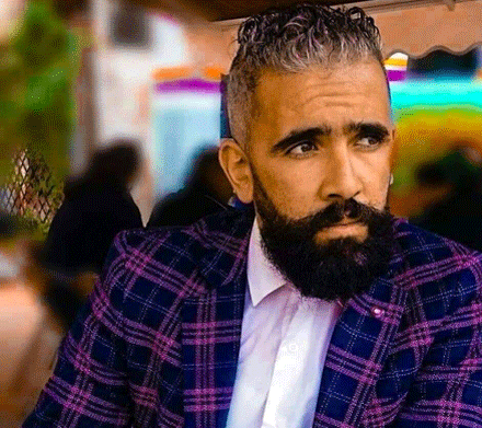 الممثـل هـادي قيــرة لـلنصـــر    