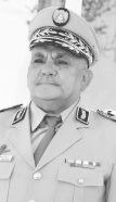 اللواء حسان علايمية قائد الناحية العسكرية الرابعة  في ذمة الله