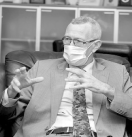 وزير الاتصال يؤكد: عرض مشروع القانون المتعلق بالصحافة الالكترونية  على الحكومة قريبا