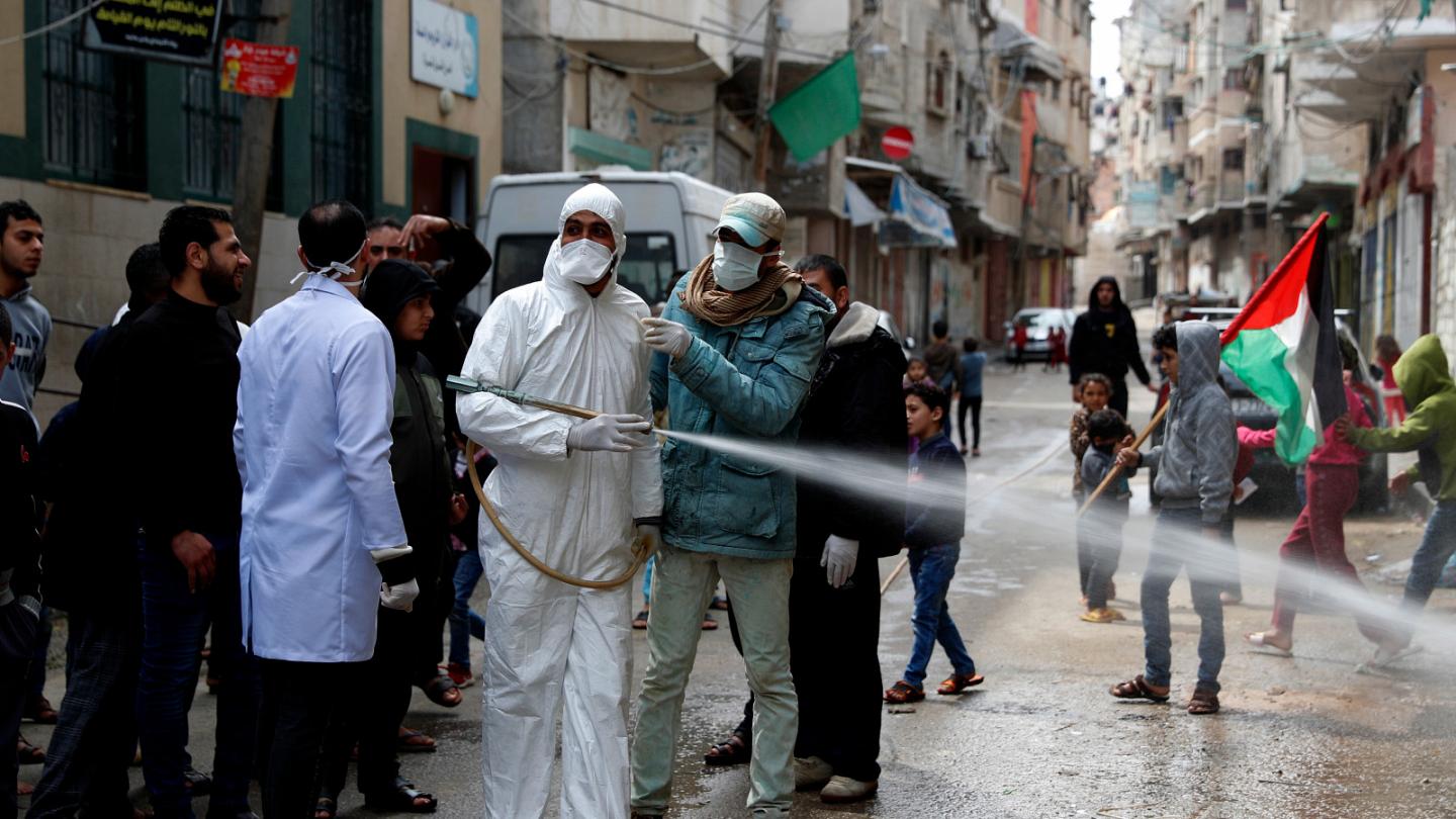 تراجع نسبي بحالات الوفاة والإصابات بمرض كوفيد 19 في الأراضي الفلسطينية