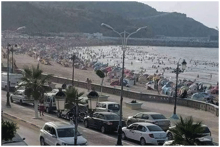 شكوك حول مياه شاطئ المرجان بالقالة:  حالاتُ  إسهال و حمَّى  و طفح  جلدي في أوساط المصطافين  