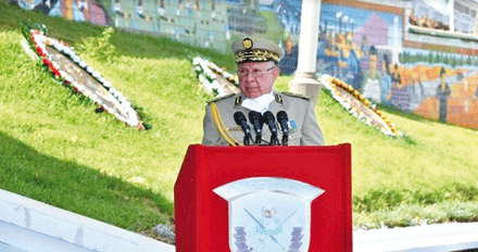 أكد بأن الجيش سيواصل تجسيد إستراتيجية العصرنة والاحترافية : الفريق شنقريحـــة يشيد بدعم الرئيس لمنظومـــة التكوين العسكريـــة
