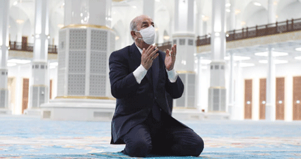 طاف بمختلف مرافقه أول أمس، رئيس الجمهورية يعلن: تدشيـن جـامـع الجـزائر الأعظــم في الفــاتـح نــوفـمـبــــر 
