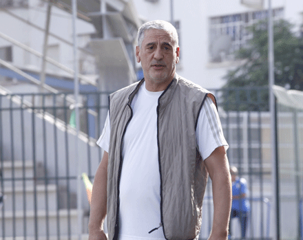 فيما قرر الاحتفاظ بـ8 عناصر: رئيس الموك يفاوض أربعة لاعبين