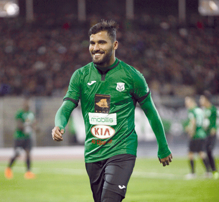 لاعب السنافر حسين بن عيادة للنصر : تركيا خيار جيد للحفاظ على مكانتي مع الخضر والعروض الخليجية لا تنقصني