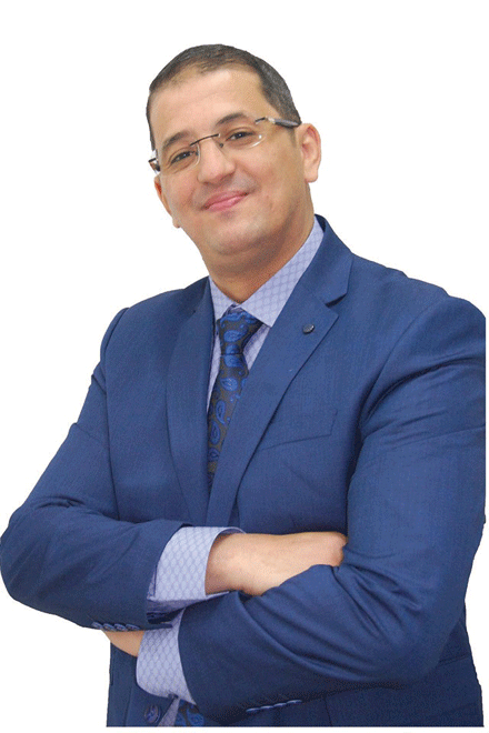 الباحث والأكاديمي الدكتور عبد الرزّاق بلعقروز للنصر