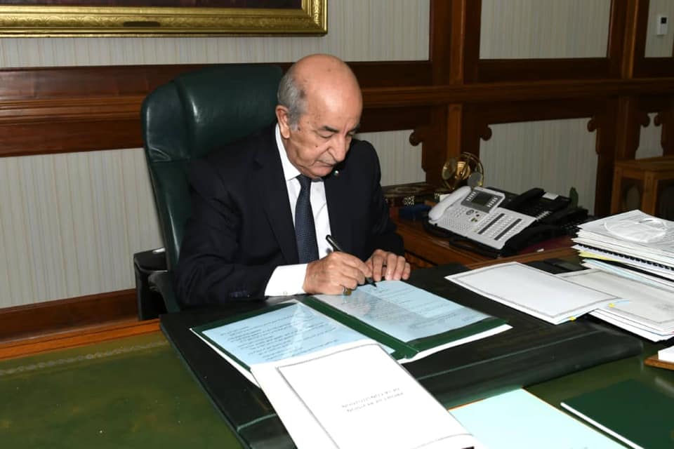 رئيس الجمهورية يستدعي الهيئة الناخبة ليوم 1 نوفمبر المقبل